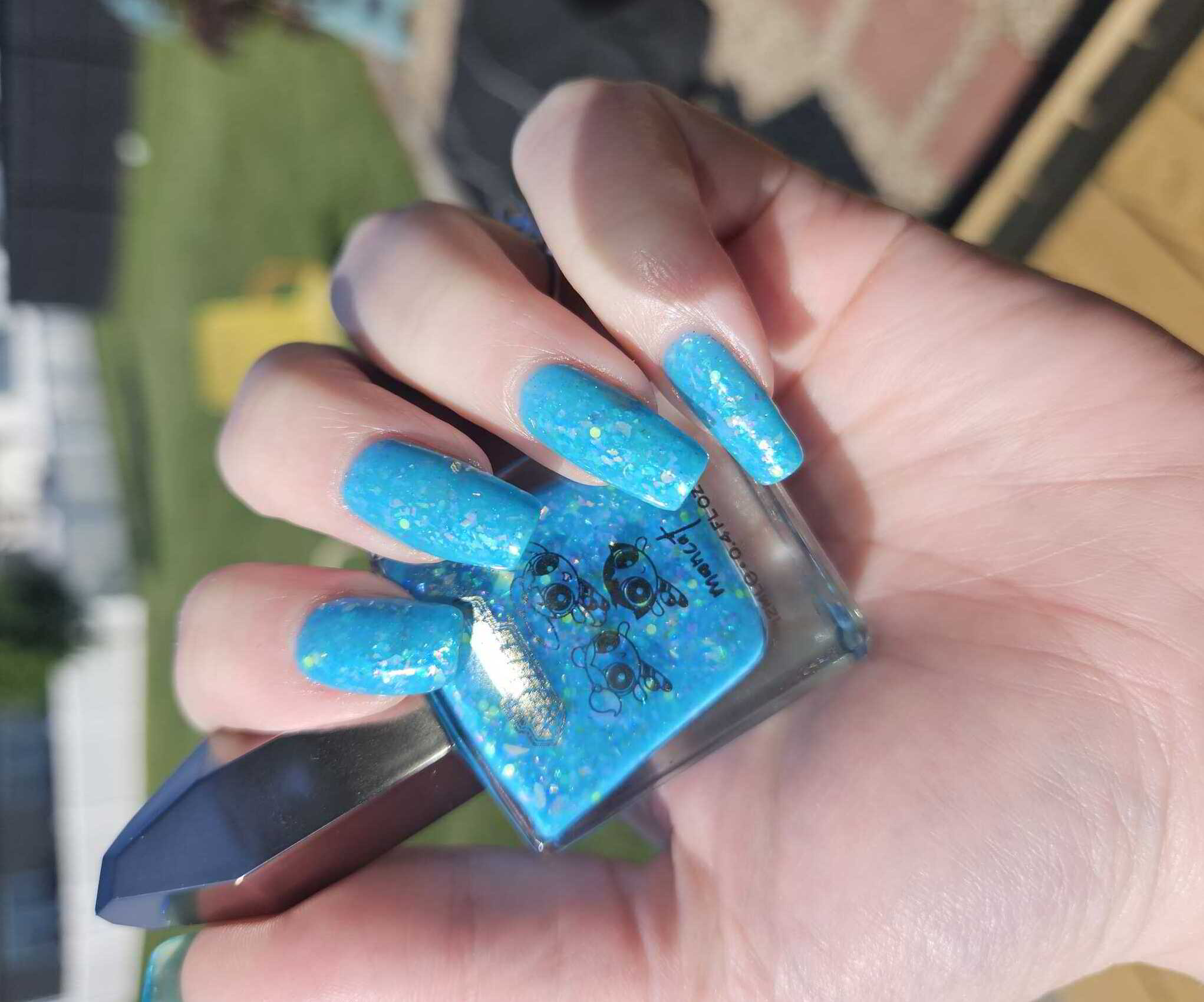 Nail polish manicure of shade Mooncat Don't Cry, Bubbles, 
