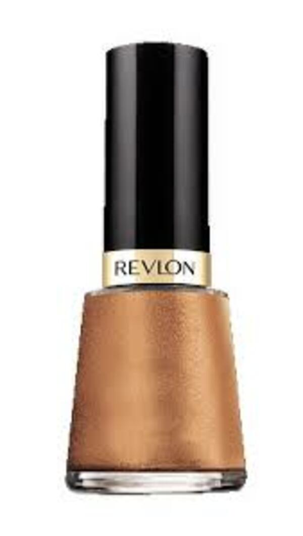 Nail polish swatch / manicure of shade Revlon Copper Penny