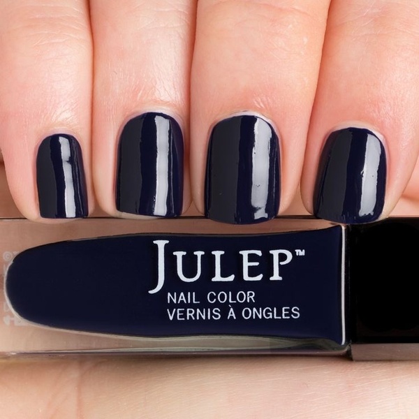 Nail polish swatch / manicure of shade Julep Ilsa