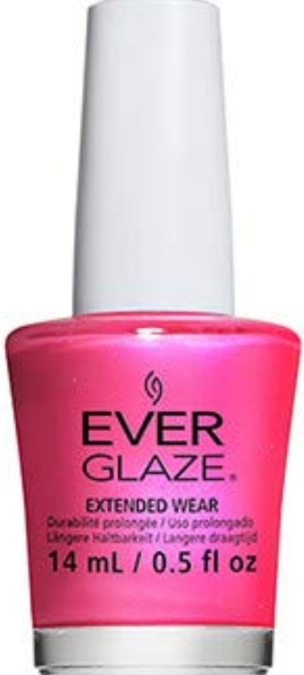 Nail polish swatch / manicure of shade Ever Glaze Rethink Pink