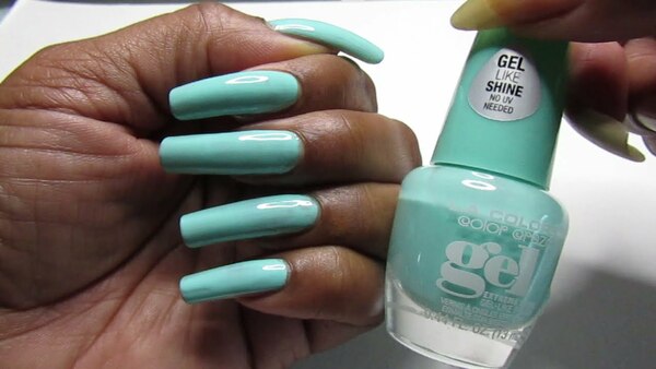 Nail polish swatch / manicure of shade L.A. Colors chill out