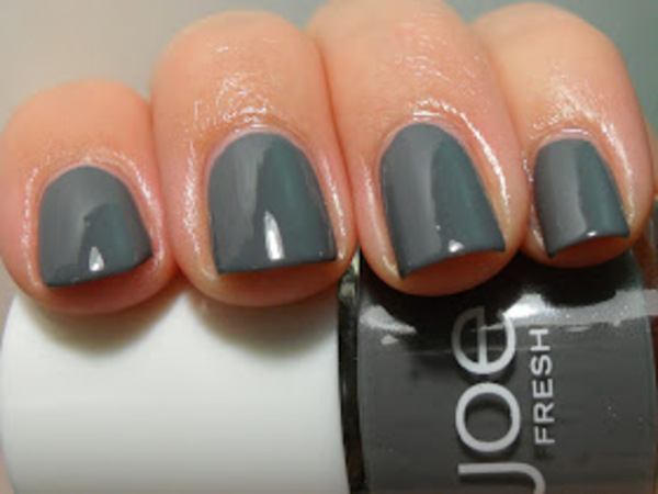 Nail polish swatch / manicure of shade Joe Fresh Fog