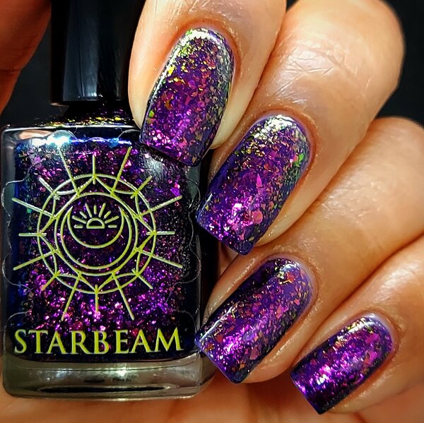 Nail polish swatch / manicure of shade Starbeam Shadow Talisman