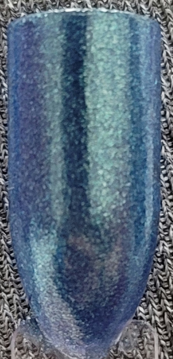 Nail polish swatch / manicure of shade Love and Beauty Blue-Teal