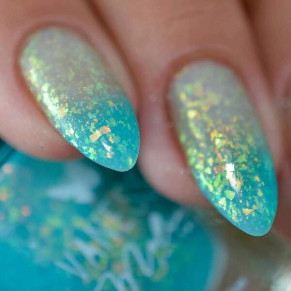 Nail polish swatch / manicure of shade Vanessa Molina Ocean Is Magic