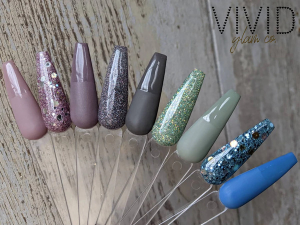 Nail polish swatch / manicure of shade ViviDips Mable