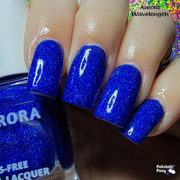 Nail polish swatch / manicure of shade Aurora Wavelength