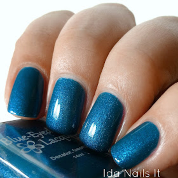 Nail polish swatch / manicure of shade Blue-Eyed Girl Lacquer Cold Inside Me