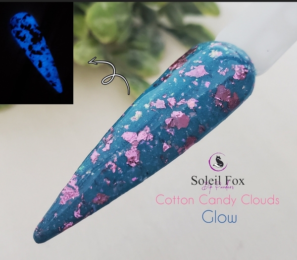 Nail polish swatch / manicure of shade Soleil Fox Cotton Candy Clouds