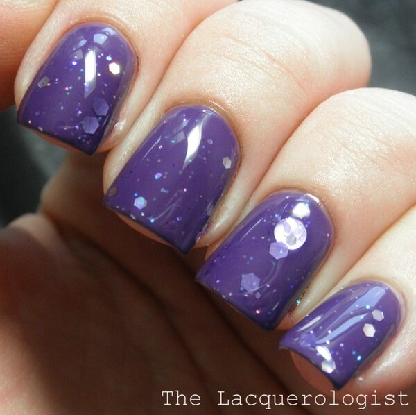 Nail polish swatch / manicure of shade Disturbed Potions Amazeballs