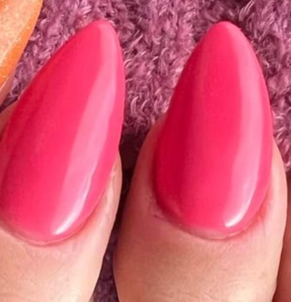 Nail polish swatch / manicure of shade Revel Classy GOR March 2022