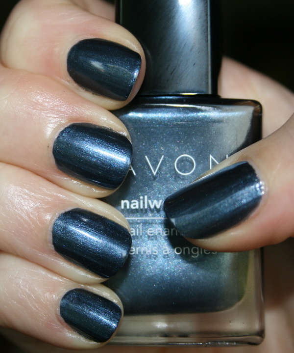 Nail polish swatch / manicure of shade Avon Blue Flare