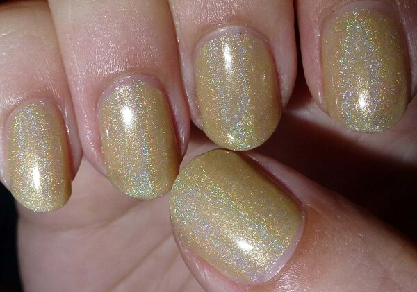 Nail polish swatch / manicure of shade Enkelini Calico Sand