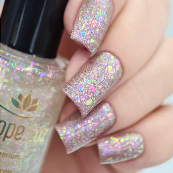 Nail polish swatch / manicure of shade Penelope Luz Unicorn Heaven