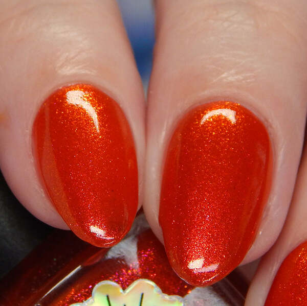 Nail polish swatch / manicure of shade Starbeam Fly Amanita