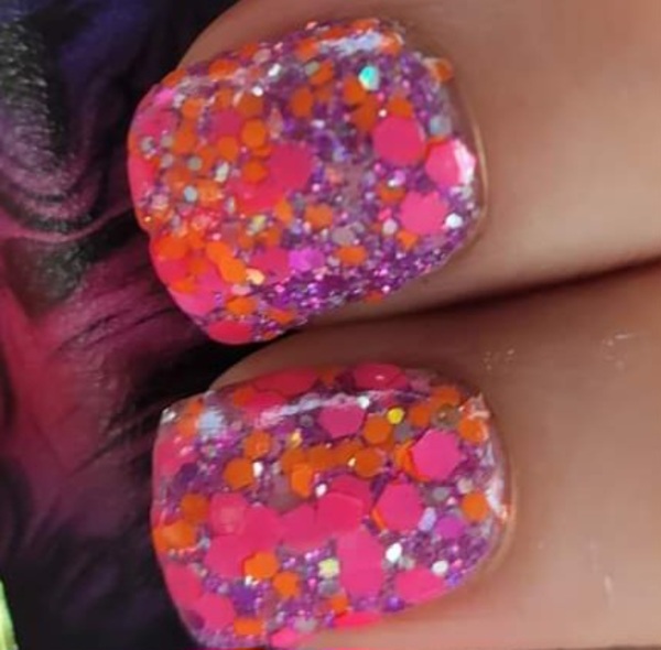 Nail polish swatch / manicure of shade Revel Sassy GOR June 2022