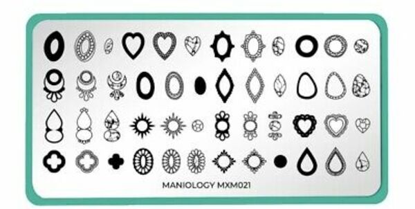 Nail polish swatch / manicure of shade Maniology Earthly Pendants