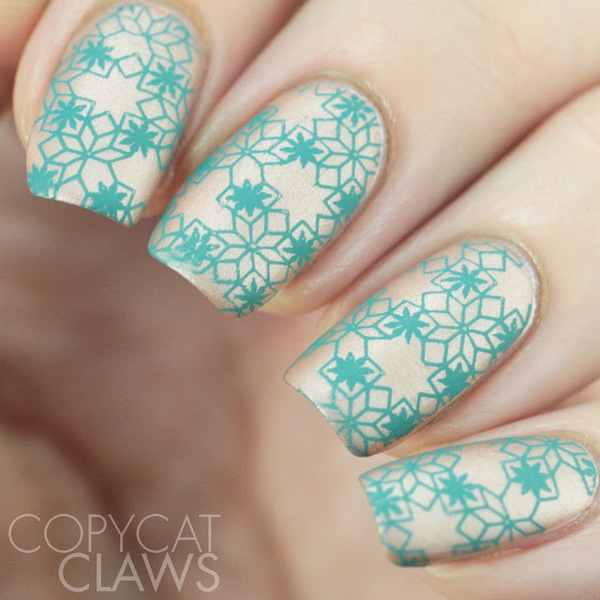 Nail polish swatch / manicure of shade Maniology Baby Its Cold Out There