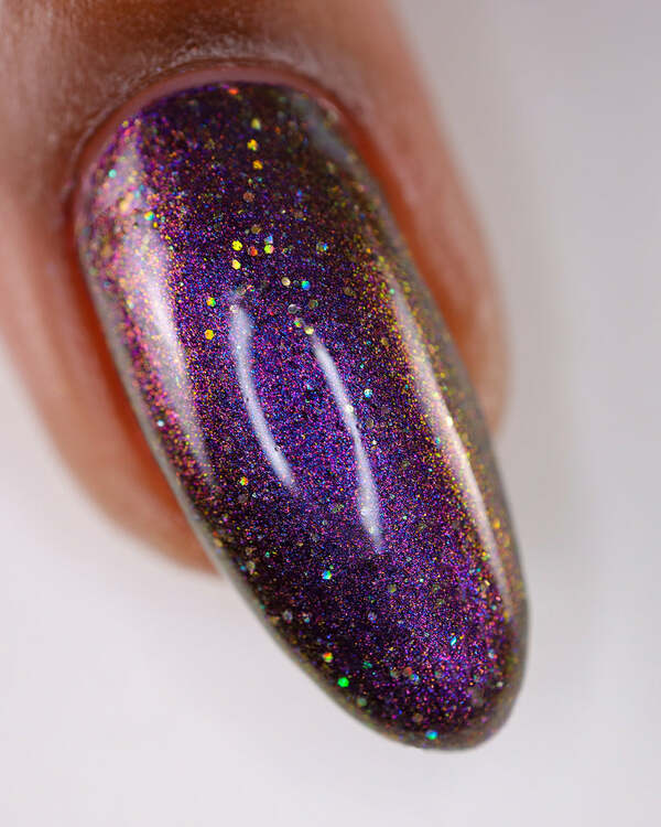 Nail polish swatch / manicure of shade Mooncat Malevolent