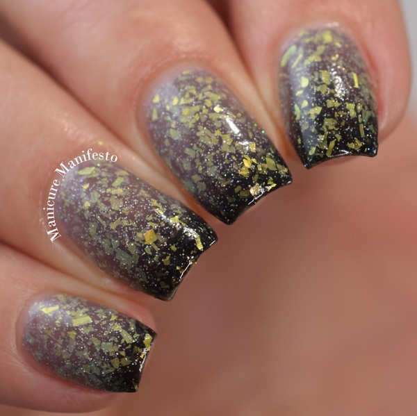 Nail polish swatch / manicure of shade illimité Sumi