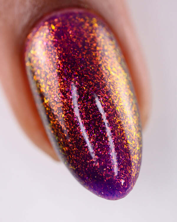 Nail polish swatch / manicure of shade Mooncat Sin Eater