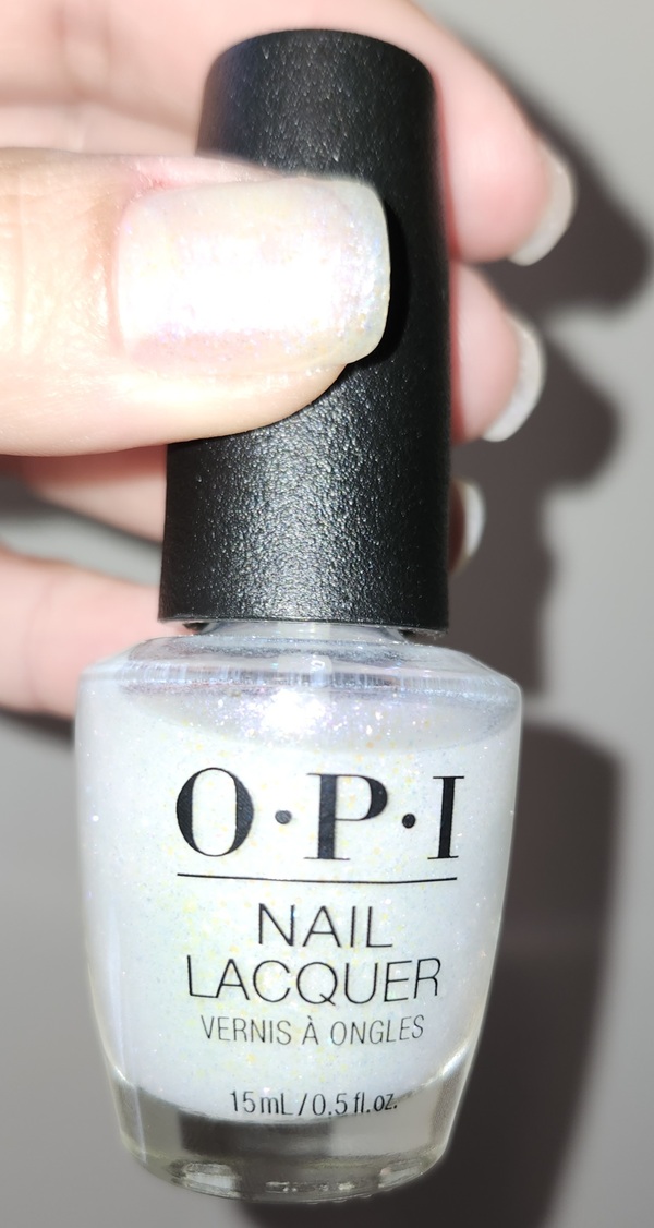 Nail polish swatch / manicure of shade OPI Snatch'd Silver