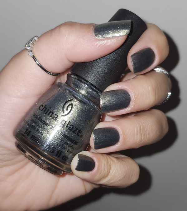 Nail polish swatch / manicure of shade China Glaze I Still Beleaf