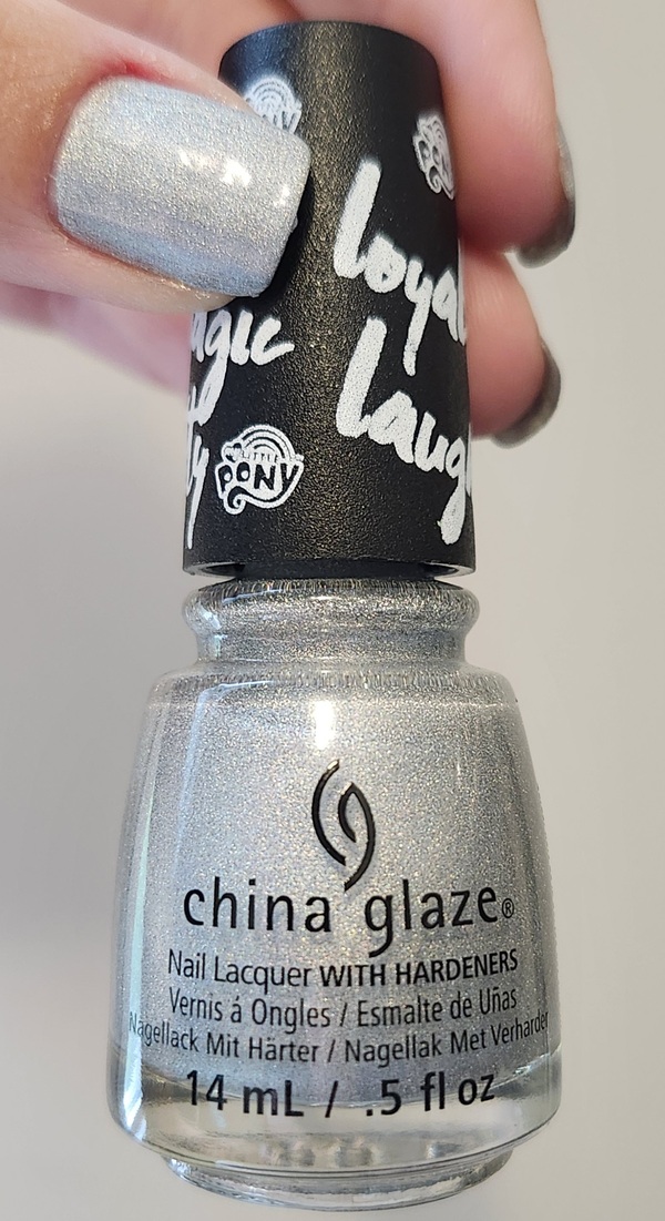 Nail polish swatch / manicure of shade China Glaze I Sea Ponies