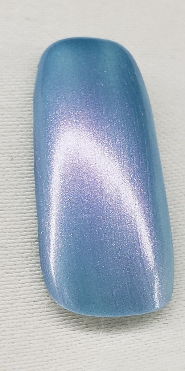 Nail polish swatch / manicure of shade Mineral Fusion Blue Jay