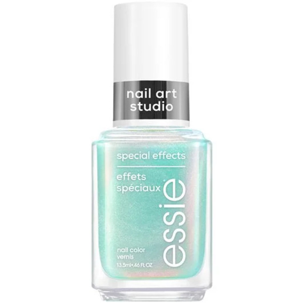 Nail polish swatch / manicure of shade essie Mystic Marine