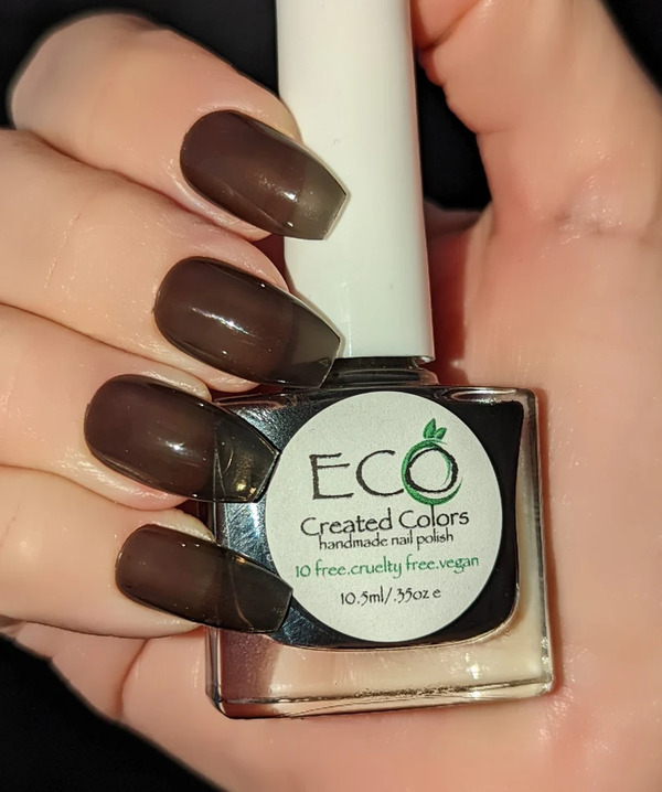 Nail polish swatch / manicure of shade Eco Black Berry Jelly