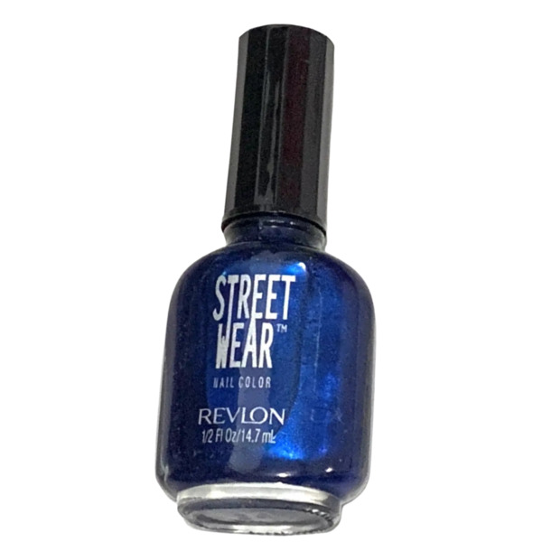 Nail polish swatch / manicure of shade Revlon Midnight (Street Wear)